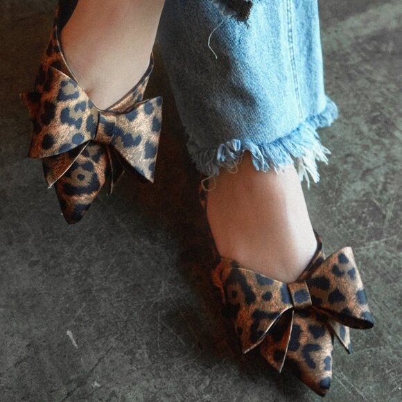 New Leopard Oversized Bow Pointed Toe Slingback Ballet Flat Mules Ballerina Shoe - Picture 2 of 6